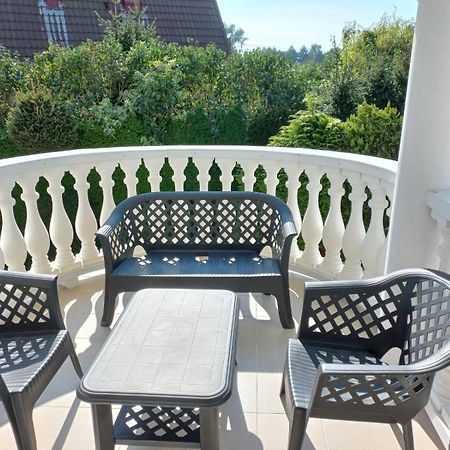 Apartamenty Junona Nad Morzem, W Domu Z Ogrodem, Obok Stegna I Jantar Junoszyno Extérieur photo